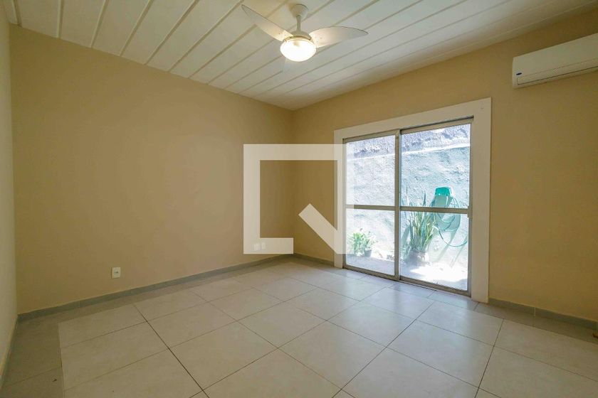 Casa, 5 quartos, 248 m² - Foto 43