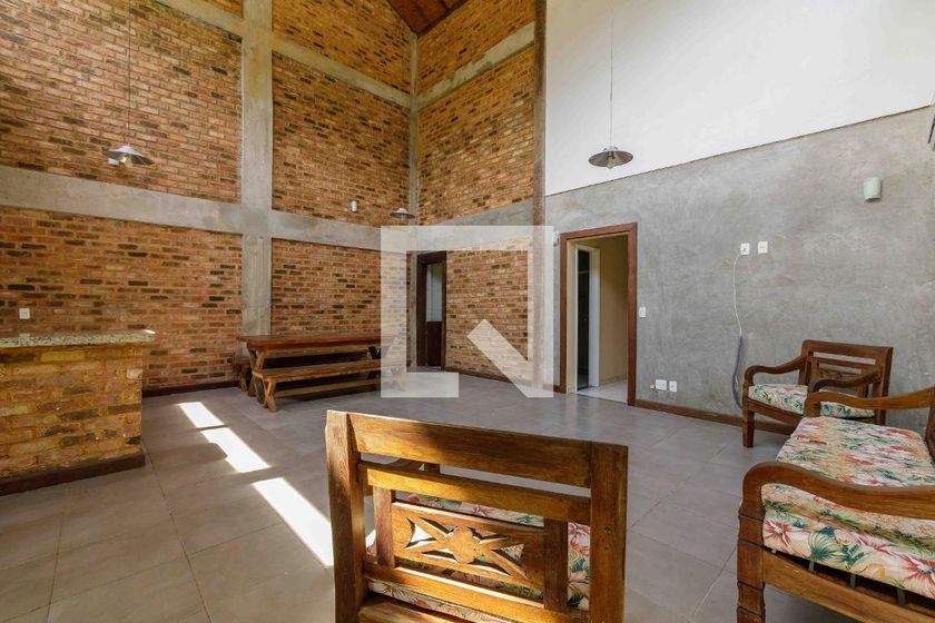 Casa, 5 quartos, 248 m² - Foto 2