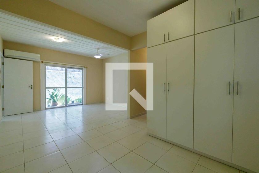 Casa, 5 quartos, 248 m² - Foto 29