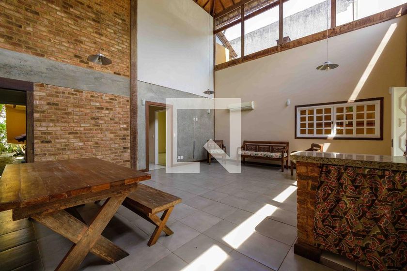 Casa, 5 quartos, 248 m² - Foto 3