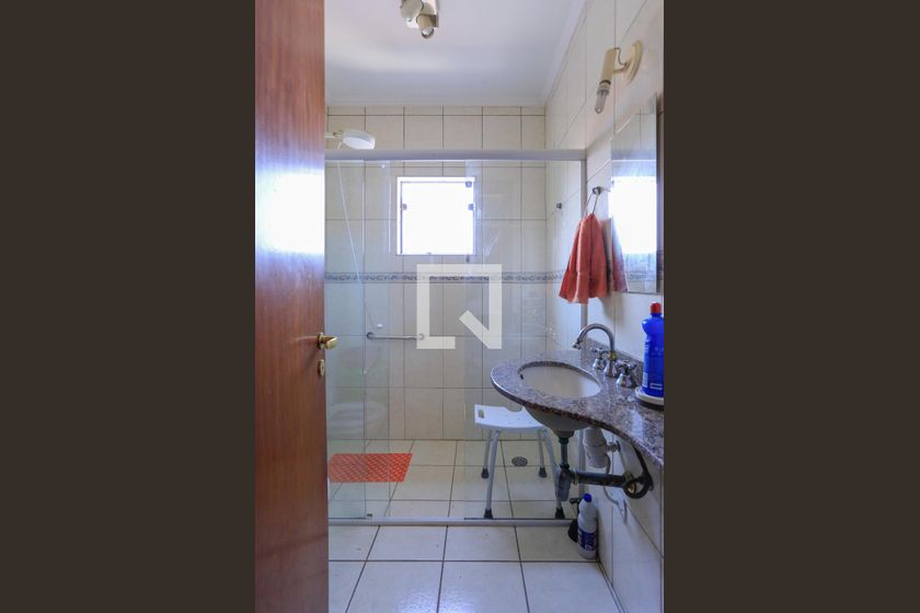 Casa, 4 quartos, 246 m² - Foto 60