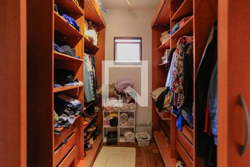 Casa, 4 quartos, 246 m² - Foto 31