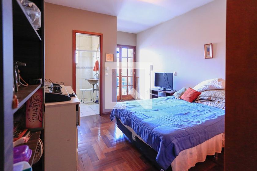 Casa, 4 quartos, 246 m² - Foto 55