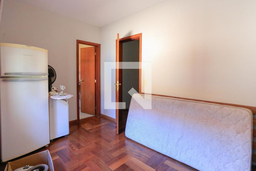 Casa, 4 quartos, 246 m² - Foto 47