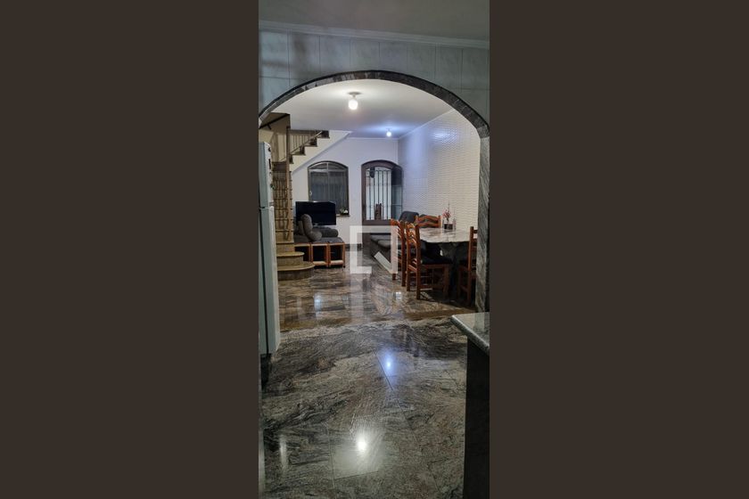 Casa, 3 quartos, 220 m² - Foto 3