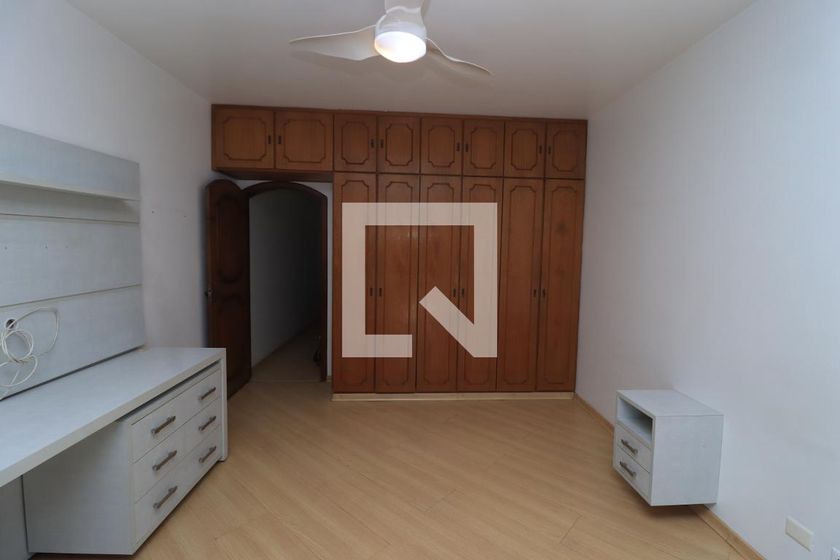 Casa, 3 quartos, 240 m² - Foto 27