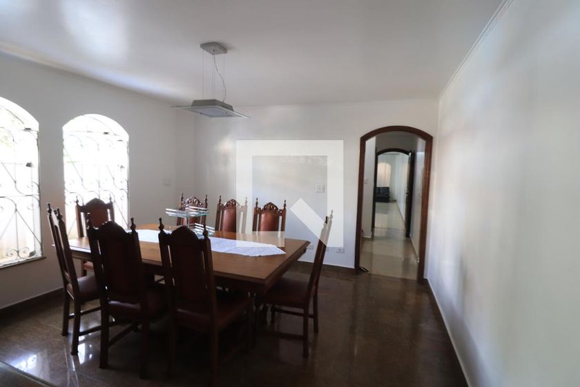 Casa, 3 quartos, 240 m² - Foto 17