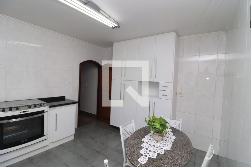 Casa, 3 quartos, 240 m² - Foto 81