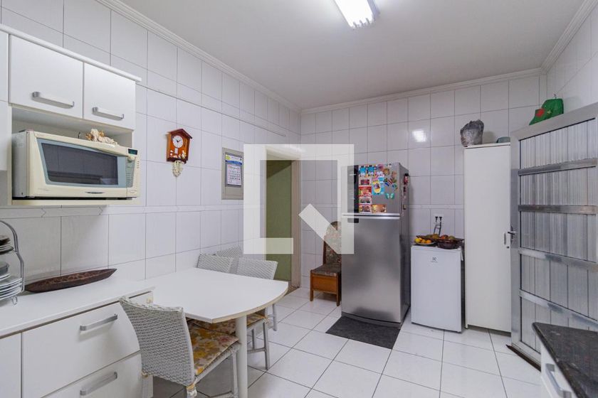 Casa, 4 quartos, 320 m² - Foto 28