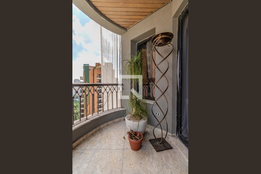 Apartamento, 3 quartos, 257 m² - Foto 159