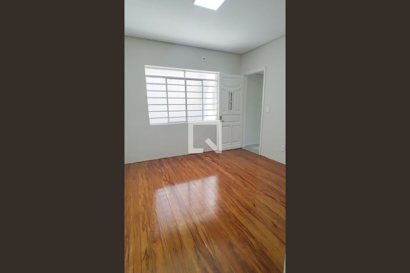 Casa à Venda - Cambuí, 15 Quartos,  167 m2 em , Campinas - sp | SoloBR
