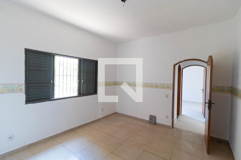 Casa à Venda - Jardim Santana, 5 Quartos,  120 m2 em , Campinas - sp | SoloBR