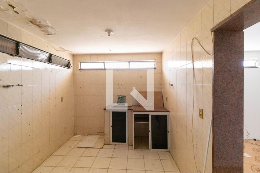 Casa à Venda - Jardim Santana, 5 Quartos,  120 m2 em , Campinas - sp | SoloBR