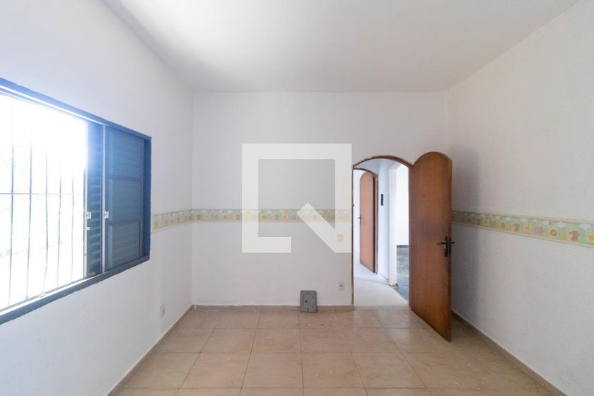 Casa à Venda - Jardim Santana, 5 Quartos,  120 m2 em , Campinas - sp | SoloBR