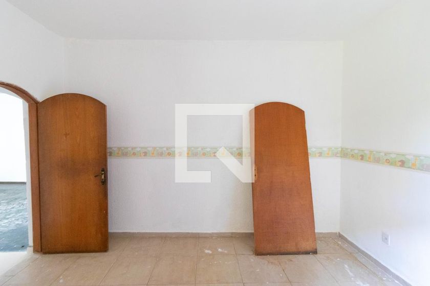 Casa à Venda - Jardim Santana, 5 Quartos,  120 m2 em , Campinas - sp | SoloBR