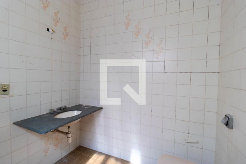 Casa à Venda - Jardim Santana, 5 Quartos,  120 m2 em , Campinas - sp | SoloBR