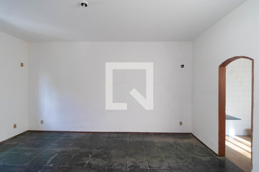 Casa à Venda - Jardim Santana, 5 Quartos,  120 m2 em , Campinas - sp | SoloBR