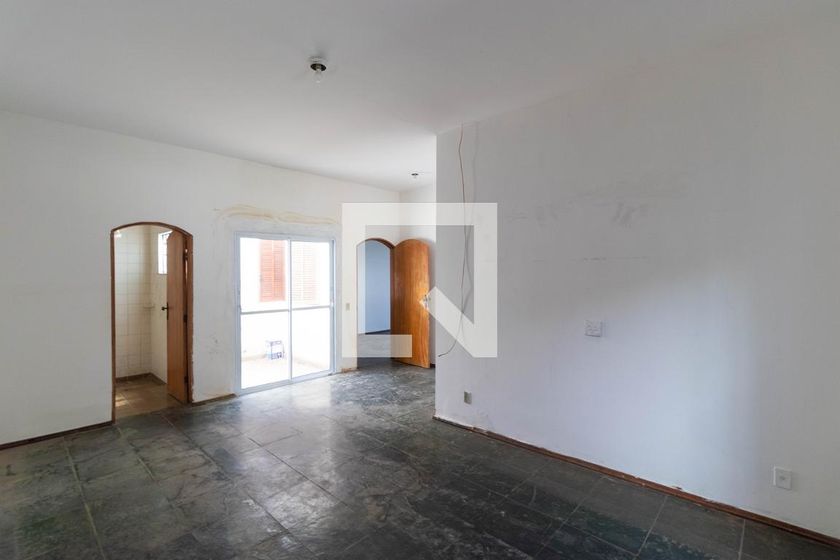 Casa à Venda - Jardim Santana, 5 Quartos,  120 m2 em , Campinas - sp | SoloBR
