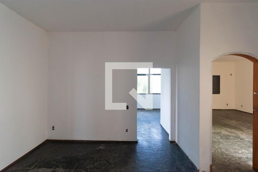 Casa à Venda - Jardim Santana, 5 Quartos,  120 m2 em , Campinas - sp | SoloBR