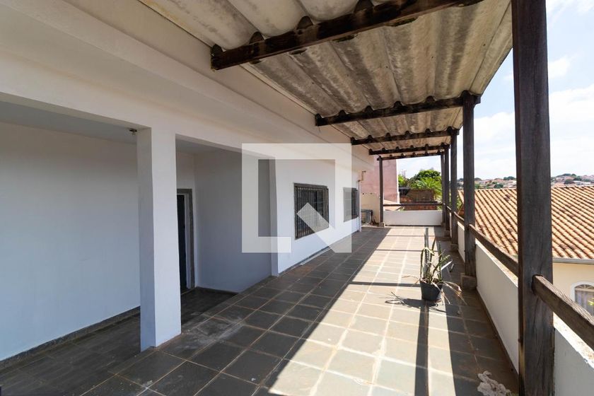 Casa à Venda - Jardim Santana, 5 Quartos,  120 m2 em , Campinas - sp | SoloBR