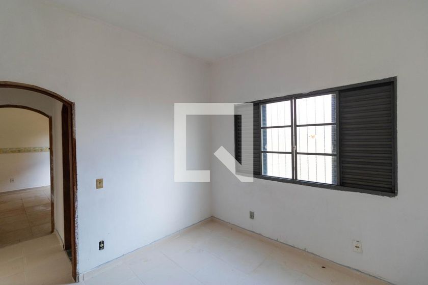 Casa à Venda - Jardim Santana, 5 Quartos,  120 m2 em , Campinas - sp | SoloBR