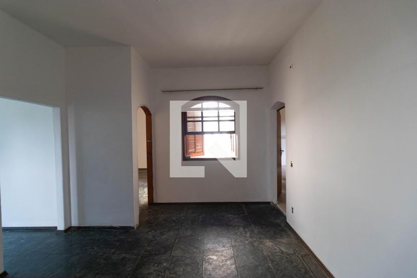 Casa à Venda - Jardim Santana, 5 Quartos,  120 m2 em , Campinas - sp | SoloBR