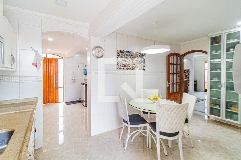 Casa, 3 quartos, 235 m² - Foto 87