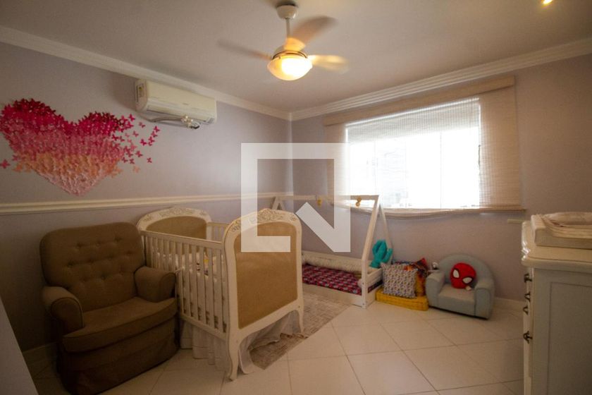 Casa, 4 quartos, 350 m² - Foto 37