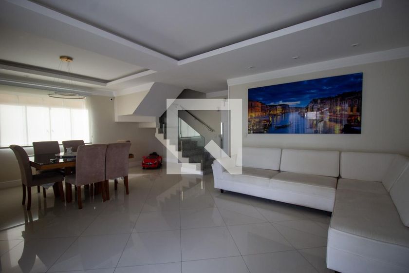 Casa, 4 quartos, 350 m² - Foto 1