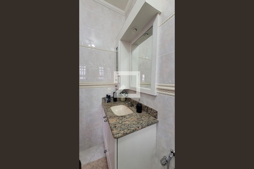 Casa à Venda - Nova Campinas, 4 Quartos,  300 m2 em , Campinas - sp | SoloBR