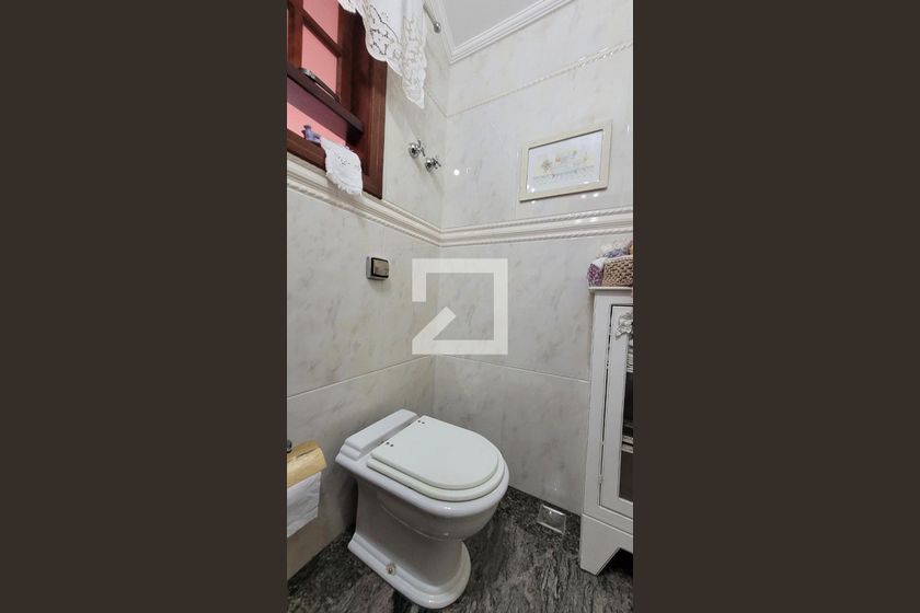 Casa à Venda - Nova Campinas, 4 Quartos,  300 m2 em , Campinas - sp | SoloBR