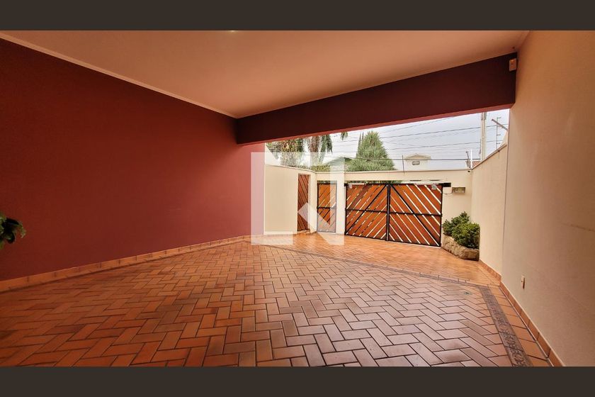 Casa à Venda - Nova Campinas, 4 Quartos,  300 m2 em , Campinas - sp | SoloBR