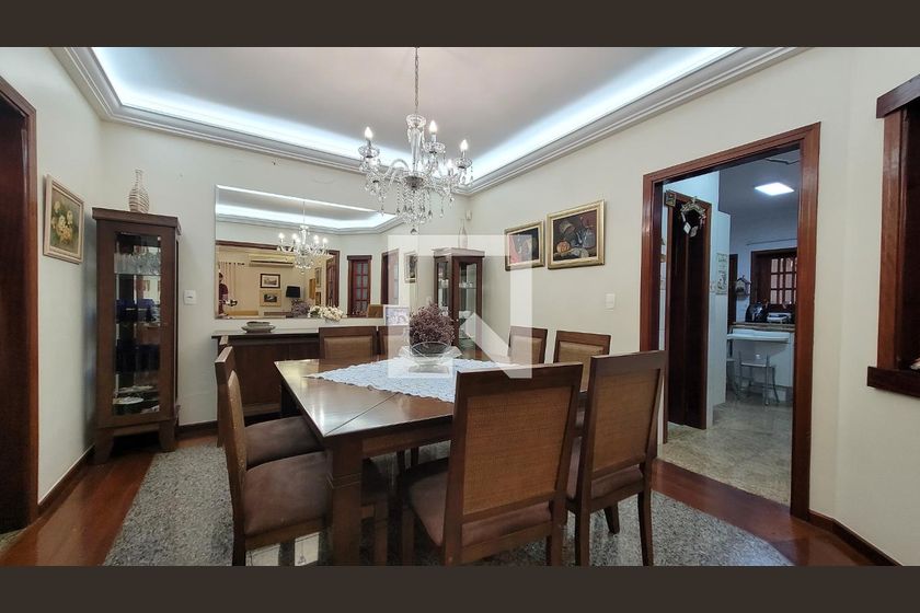 Casa à Venda - Nova Campinas, 4 Quartos,  300 m2 em , Campinas - sp | SoloBR