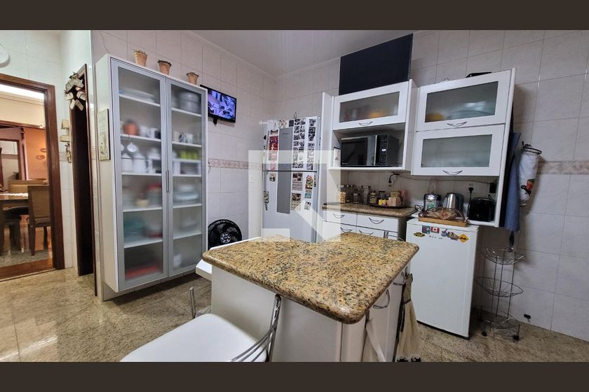 Casa à Venda - Nova Campinas, 4 Quartos,  300 m2 em , Campinas - sp | SoloBR