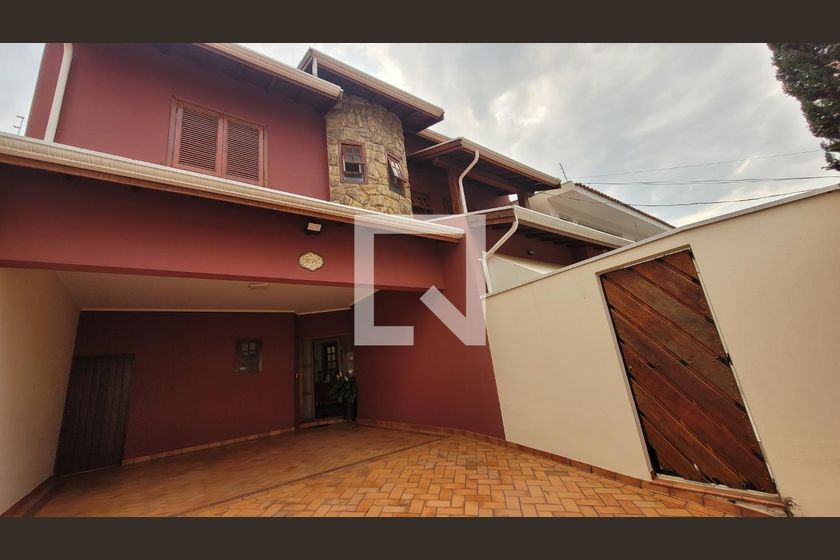 Casa à Venda - Nova Campinas, 4 Quartos,  300 m2 em , Campinas - sp | SoloBR