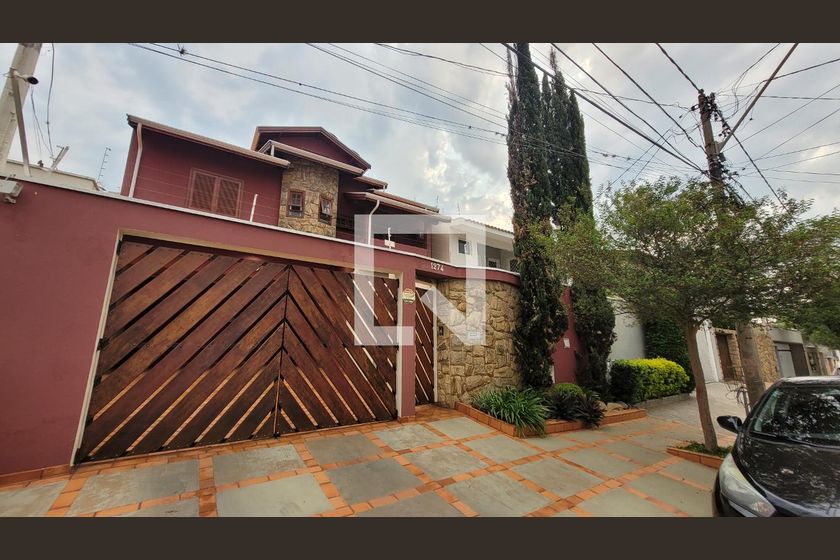 Casa à Venda - Nova Campinas, 4 Quartos,  300 m2 em , Campinas - sp | SoloBR