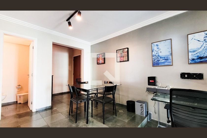 Apartamento à Venda - Cambuí, 1 Quarto,  72 m2 em , Campinas - sp | SoloBR