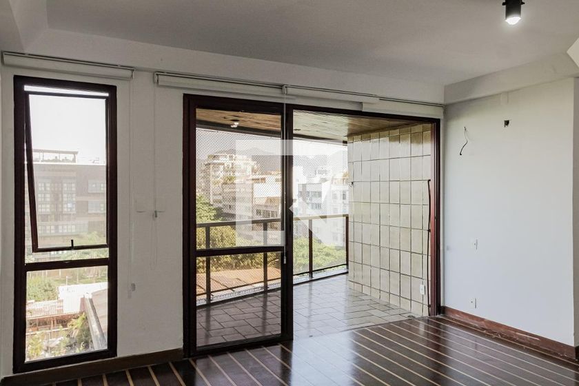 Apartamento, 3 quartos, 140 m² - Foto 1
