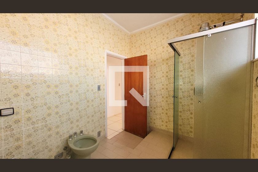 Casa à Venda - Bosque, 3 Quartos,  300 m2 em , Campinas - sp | SoloBR