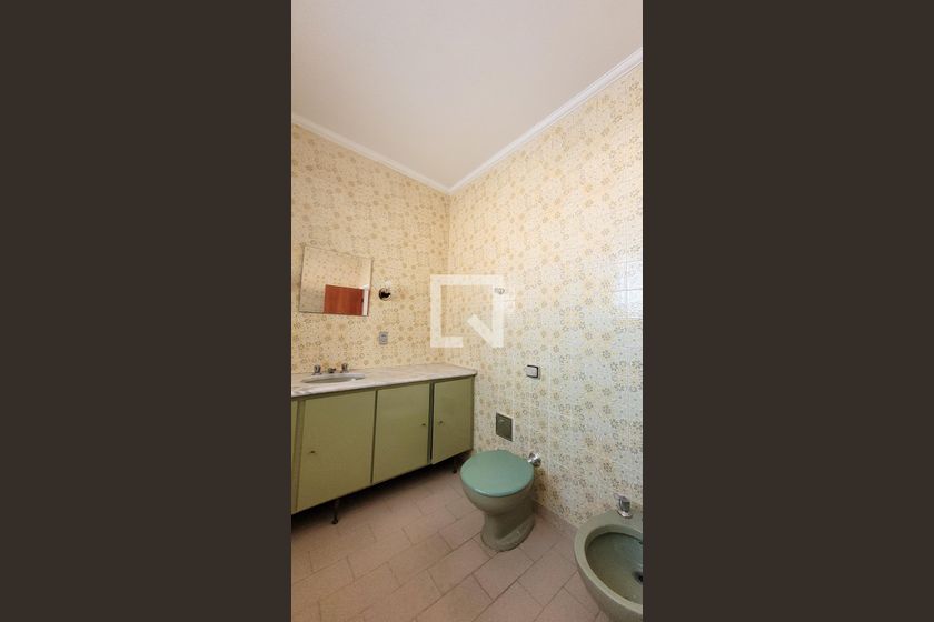 Casa à Venda - Bosque, 3 Quartos,  300 m2 em , Campinas - sp | SoloBR