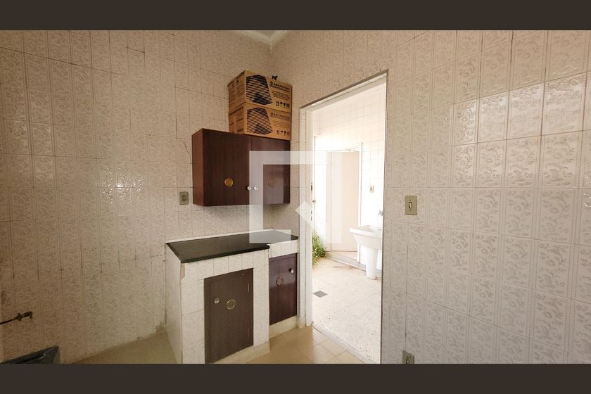 Casa à Venda - Bosque, 3 Quartos,  300 m2 em , Campinas - sp | SoloBR