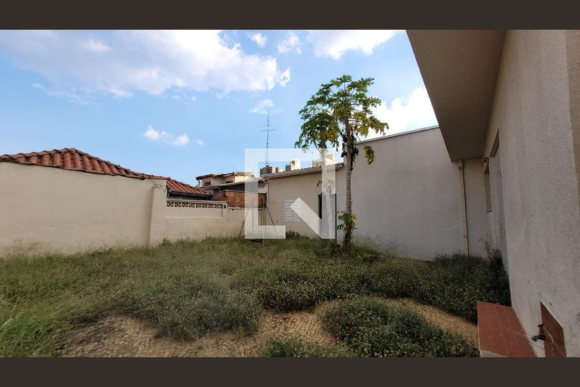 Casa à Venda - Bosque, 3 Quartos,  300 m2 em , Campinas - sp | SoloBR