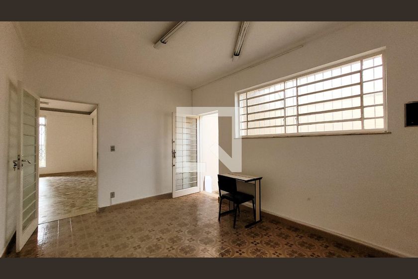 Casa à Venda - Bosque, 3 Quartos,  300 m2 em , Campinas - sp | SoloBR