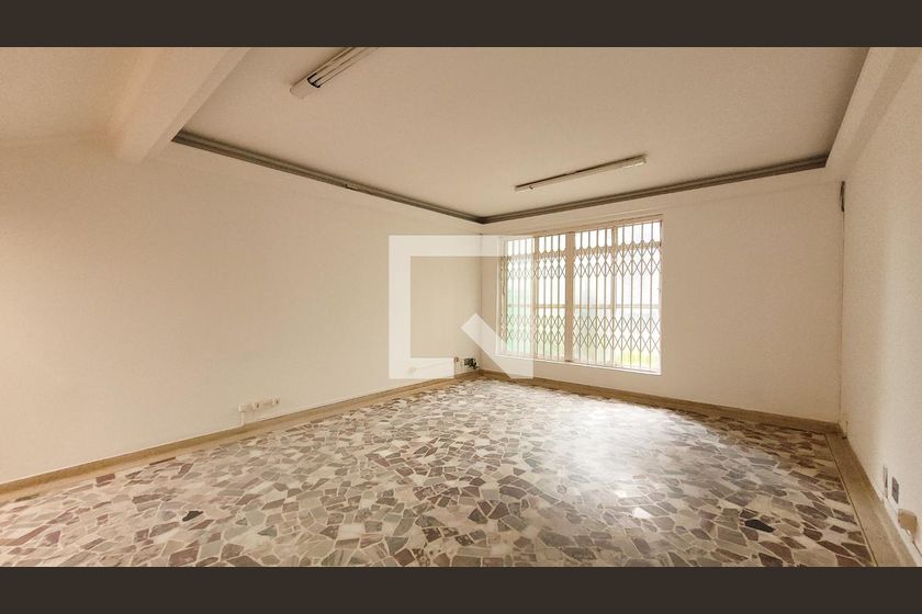 Casa à Venda - Bosque, 3 Quartos,  300 m2 em , Campinas - sp | SoloBR