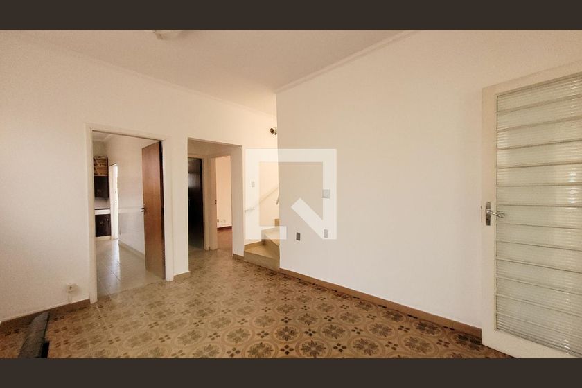 Casa à Venda - Bosque, 3 Quartos,  300 m2 em , Campinas - sp | SoloBR
