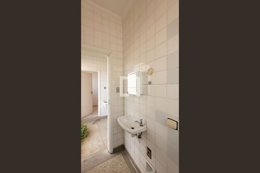 Casa à Venda - Bosque, 3 Quartos,  300 m2 em , Campinas - sp | SoloBR