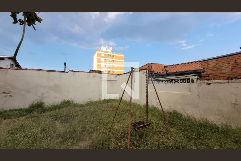 Casa à Venda - Bosque, 3 Quartos,  300 m2 em , Campinas - sp | SoloBR