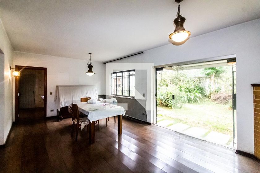 Casa, 4 quartos, 200 m² - Foto 2