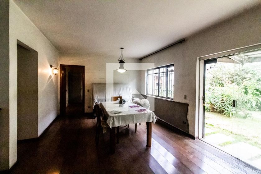 Casa, 4 quartos, 200 m² - Foto 1