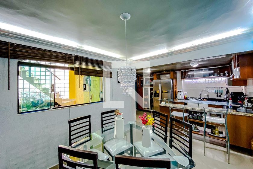 Casa, 3 quartos, 192 m² - Foto 27